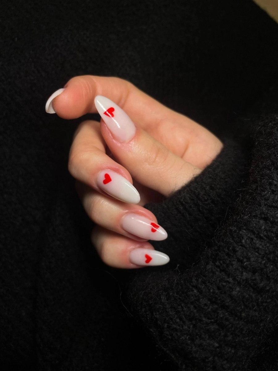 Nail art a mano alzada